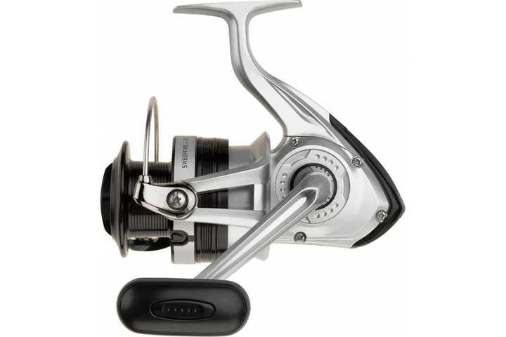 Катушка Daiwa Sweepfire E 2000C (2106008001) - Фото 1 Катушка Daiwa Sweepfire E 2000C (2106008001) - изображение 1