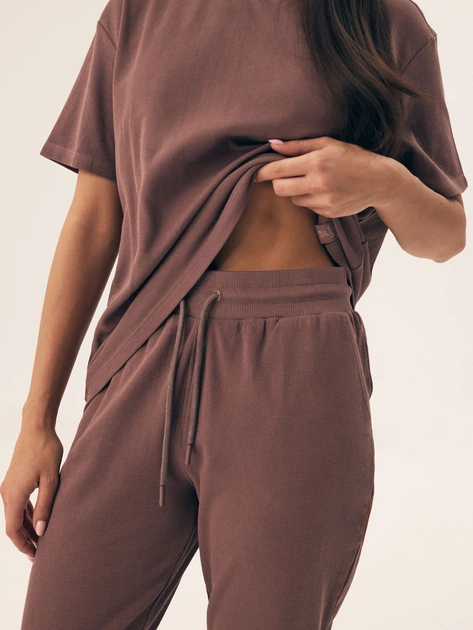 Піжама (футболка + штани) жіноча великих розмірів бавовняна Henderson Nilsa 43349-84X XL Коричнева (5903972548486) - зображення 4