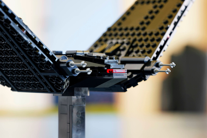 Klocki konstrukcyjne LEGO Star Wars Wahadłowiec dowodzenia Kylo Rena 386 elementów (75406) - obraz 10
