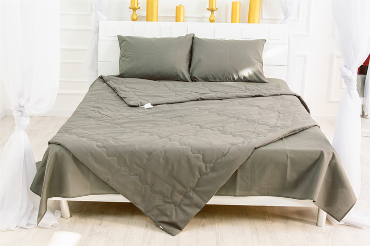 Літній постільний комплект MirSon №2603 Silk Kapok 16-5803 Geronimo Ковдра + 2 подушки 50x70 + 2 наволочки + простирадло від Rozetka на платформі USKIDKA Акція на Літній постільний комплект MirSon №2603 Silk Kapok 16-5803 Geronimo Ковдра + 2 подушки 50x70 + 2 наволочки + простирадло від Rozetka