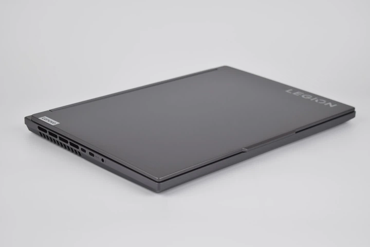 Игровой ноутбук Lenovo Legion Slim 5 16APH8 R7-7840HS / 16GB / 512GB / RTX 4070 / 16" WQXGA 165Hz / Win11 (82Y9004SMH) - изображение 5