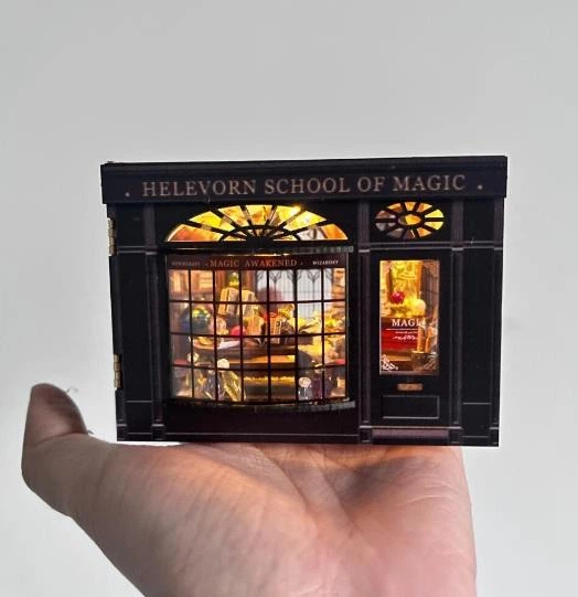Румбокс Школа Магии Гарри Поттера Roombox Mini House Kit School of