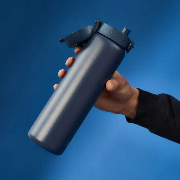 Пляшка для води металева вакуумна ION8 920 мл. Vacuum Insulated, Ash Navy (I8TS1000ANAVY) - Фото 2 Пляшка для води металева вакуумна ION8 920 мл. Vacuum Insulated, Ash Navy (I8TS1000ANAVY) - зображення 2