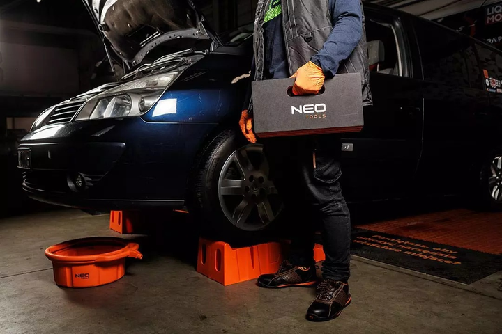 Складаний килимок NEO Tools для роботи під автомобілем 1200 x 400 x 23 мм 10-599 (5907558473957) - зображення 9