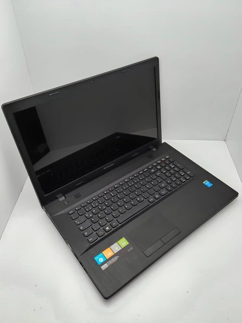 Ноутбук Lenovo G700 / 17.3" (1600x900) TN / Intel Pentium 2020M (2 ядра по 2.4 GHz) / 6 GB DDR3 / 1000 GB HDD / HD Graphics / WebCam б/у - Фото 3 Ноутбук Lenovo G700 / 17.3" (1600x900) TN / Intel Pentium 2020M (2 ядра по 2.4 GHz) / 6 GB DDR3 / 1000 GB HDD / HD Graphics / WebCam б/у - изображение 3