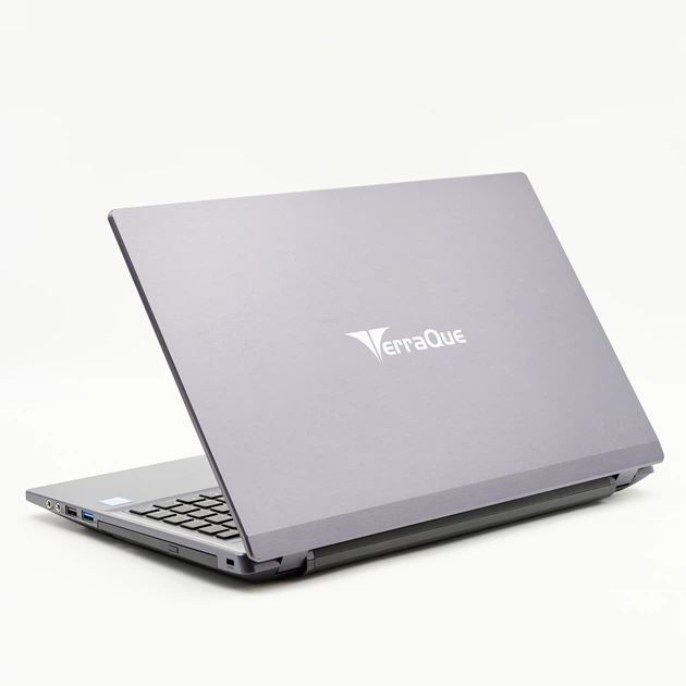 Ігровий ноутбук 15.6" Medion (Lenovo Group) TERRA Que Intel Core i7 RAM 8 ГБ SSD 256 ГБ + HDD 500 ГБ Nvidia GeForce Win10 б/в (3873) - изображение 5
