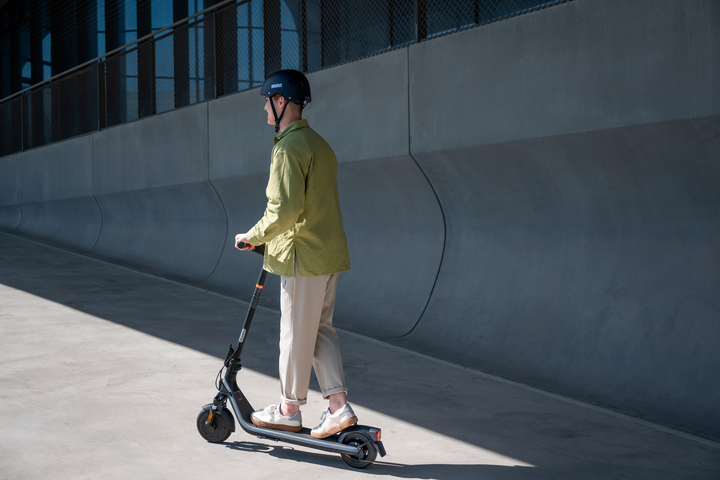 Електросамокат Segway Ninebot E2 E II Black (AA.05.14.01.0004) - зображення 13