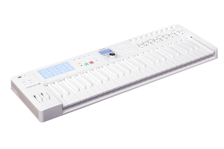 MIDI-клавіатура Arturia KeyLab Essential 49 mk3 Alpine White Special Edition - Фото 2 MIDI-клавіатура Arturia KeyLab Essential 49 mk3 Alpine White Special Edition - изображение 2