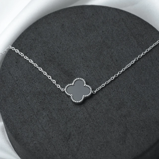 Жіночий браслет на руку з нержавіючої сталі Clover Charm - Фото 5 Жіночий браслет на руку з нержавіючої сталі Clover Charm - зображення 5