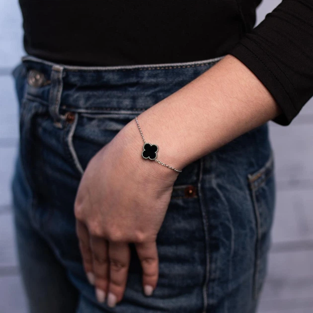Жіночий браслет на руку з нержавіючої сталі Clover Charm - Фото 8 Жіночий браслет на руку з нержавіючої сталі Clover Charm - зображення 8