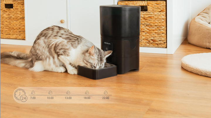 Автоматичний дозатор корму для тварин Cecotec Pumba 6000 Purrfect Meal Smart 6 L (8435484095655) - зображення 7