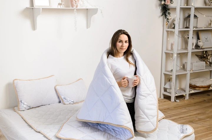 Комплект Goodnight.Store (Max): Ковдра 180х200 + Наматрасник 160х200 + Подушка 40х60 2шт. Двохспальний колір Білий - Фото 5 Комплект Goodnight.Store (Max): Ковдра 180х200 + Наматрасник 160х200 + Подушка 40х60 2шт. Двохспальний колір Білий - изображение 5