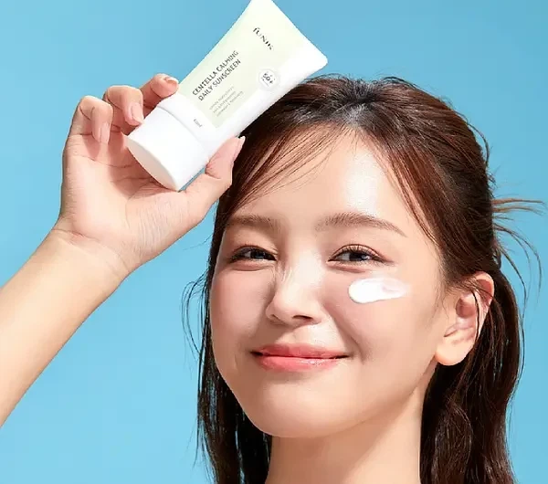 Сонцезахисний крем з екстрактом центелли азіатської IUNIK Centella Calming Daily Sunscreen 50+ PA++ 60ml - Фото 4 Сонцезахисний крем з екстрактом центелли азіатської IUNIK Centella Calming Daily Sunscreen 50+ PA++ 60ml - зображення 4