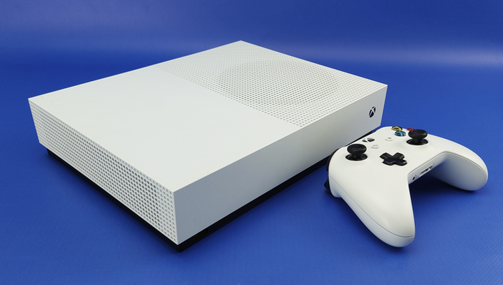 Набор Консоль Microsoft Xbox One S All-Digital Edition 1TB White Б/У + Геймпад Беспроводной Version 2 2шт - изображение 6