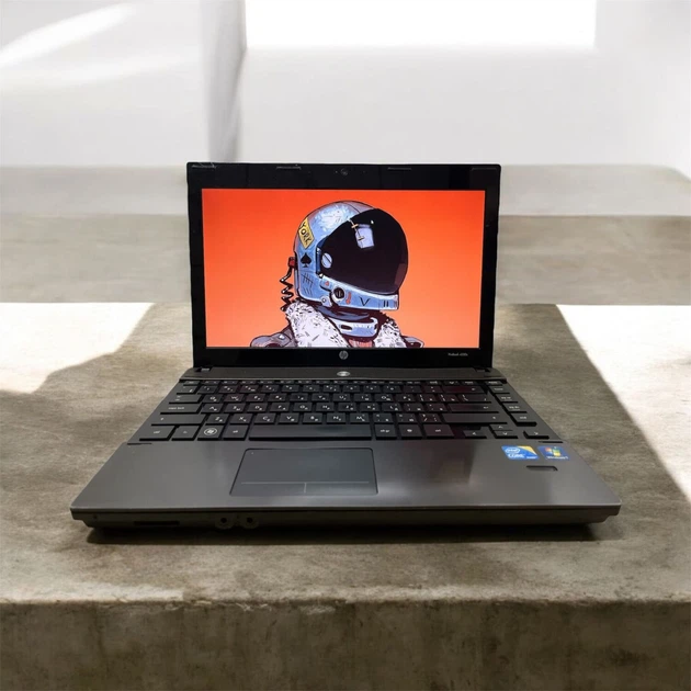 Ноутбук HP ProBook 4320s / 13.3" (1366x768) TN / Intel Core i3-350M (2 (4) ядра по 2.26 GHz) / 4 GB DDR3 / 320 GB HDD / Intel HD Graphics / WebCam / АКБ не держит б/у - Фото 2 Ноутбук HP ProBook 4320s / 13.3" (1366x768) TN / Intel Core i3-350M (2 (4) ядра по 2.26 GHz) / 4 GB DDR3 / 320 GB HDD / Intel HD Graphics / WebCam / АКБ не держит б/у - изображение 2
