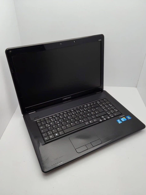 Ноутбук Medion Akoya E7216 / 17.3" (1600x900) TN / Intel Core i3-380M (2 (4) ядра по 2.53 GHz) / 6 GB DDR3 / 500 GB HDD / Intel HD Graphics / WebCam / АКБ не тримає б/в - Фото 5 Ноутбук Medion Akoya E7216 / 17.3" (1600x900) TN / Intel Core i3-380M (2 (4) ядра по 2.53 GHz) / 6 GB DDR3 / 500 GB HDD / Intel HD Graphics / WebCam / АКБ не тримає б/в - зображення 5