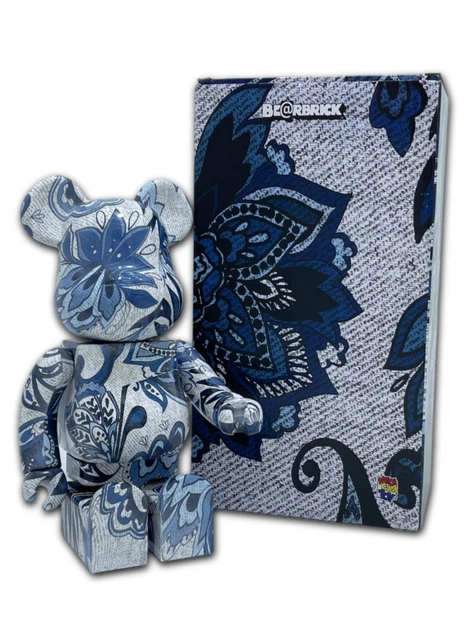 Статуэтка Bearbrick x Innersect x BlueWhite 400% 28 см Medicom Toy Небо голубое - Фото 7 Статуэтка Bearbrick x Innersect x BlueWhite 400% 28 см Medicom Toy Небо голубое - изображение 7