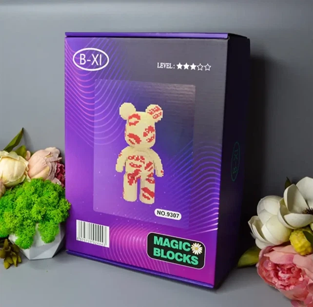 Конструктор Magic Blocks в виде мишки Bearbrick "Kisses” 43 см - Фото 2 Конструктор Magic Blocks в виде мишки Bearbrick "Kisses” 43 см - изображение 2