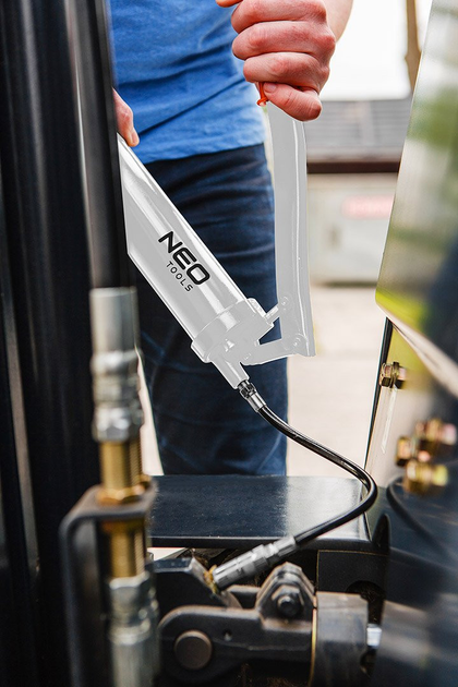Smarownica dźwigniowa NEO Tools 500 cm³ 11-501 (5907558426465) - obraz 6