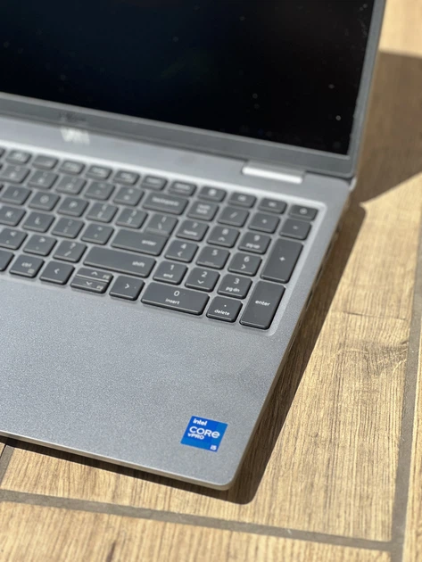 DELL 5520/ i5-1145G7+16G+Nvme1TB③ Amazon.com: Dell Latitude 5520 Laptop PC 15