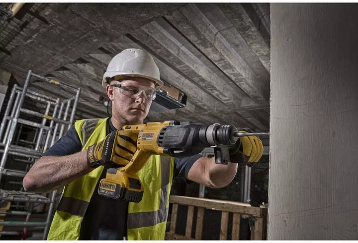 Перфоратор акумуляторний безщітковий SDS-Plus DeWALT DCH133M1:2.6 Дж, 18В, SDS - Фото 7 Перфоратор акумуляторний безщітковий SDS-Plus DeWALT DCH133M1:2.6 Дж, 18В, SDS - изображение 7