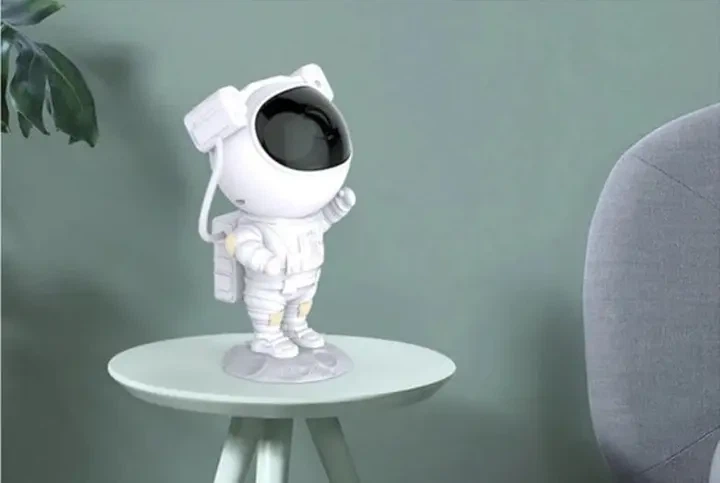 Ночник LED звездное небо Astronaut с пультом 120х113х228 мм 8 режимов - изображение 7