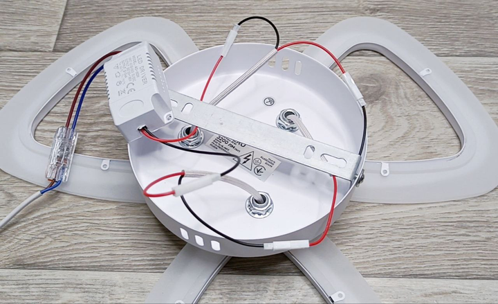 Люстра AL6553 ARD CLOVER 30Вт LED белая Ardero 5000K 3200Lm (накладной cветодиодный светильник) 410х370х70мм - изображение 4