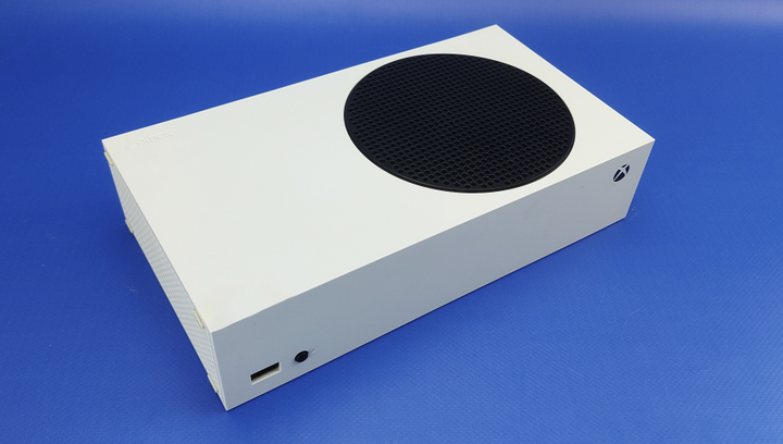 Набір Консоль Microsoft Xbox Series S 1TB White Б/У + Геймпад Бездротовий Black - зображення 4