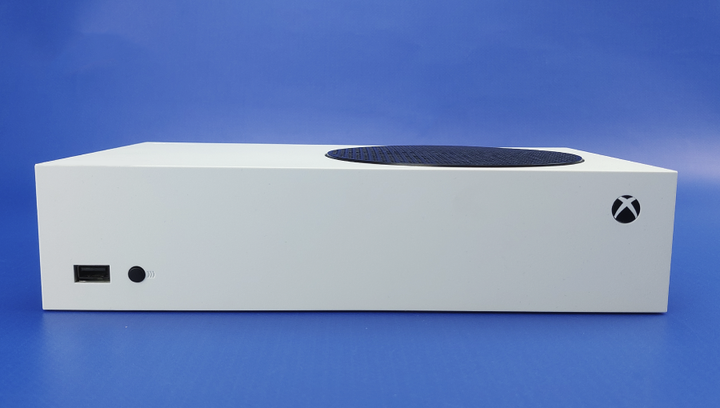 Набір Консоль Microsoft Xbox Series S 1TB White Б/У + Геймпад Бездротовий Black - зображення 6