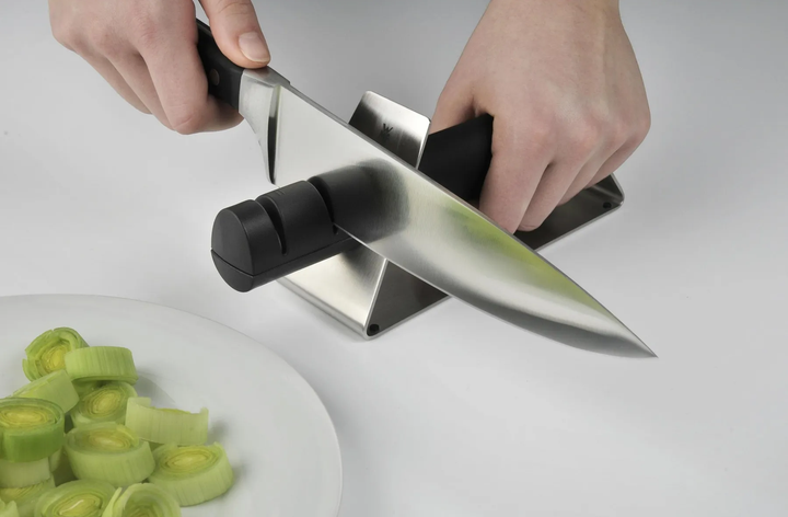 Точилка для ножів WMF Gourmet двоступенева 22.3 x 8.5 x 6.4 см (4000530683670) - зображення 6