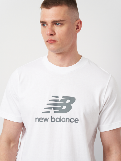 Футболка бавовняна довга чоловіча New Balance Stacked Logo MT41502 M Біла (196941811345) - зображення 4