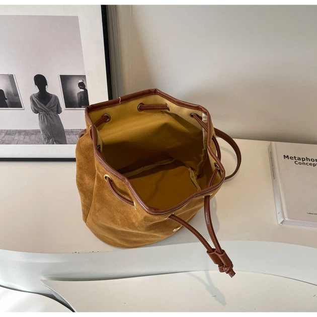 Рюкзак женский Volix Italian Bags Коричневый 27х17х26 см (id_1244) - Фото 2 Рюкзак женский Volix Italian Bags Коричневый 27х17х26 см (id_1244) - изображение 2