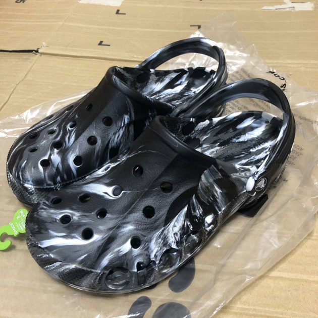 Чоловічі крокси Crocs Baya Marbled Clog Black/White (48/49, чорний) - зображення 7