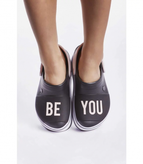 Жіночі крокси Crocs Crocband Platform Bold Colour Clog Black (33/34, чорний) - зображення 2