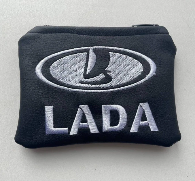 Ключница с логотипом LADA на молнии из экокожи размером 14х10 см - Фото 1 Ключница с логотипом LADA на молнии из экокожи размером 14х10 см - изображение 1