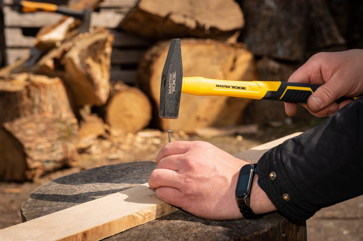 Молоток слюсарний Mastertool 300г фібергласс (02-0903) - зображення 2