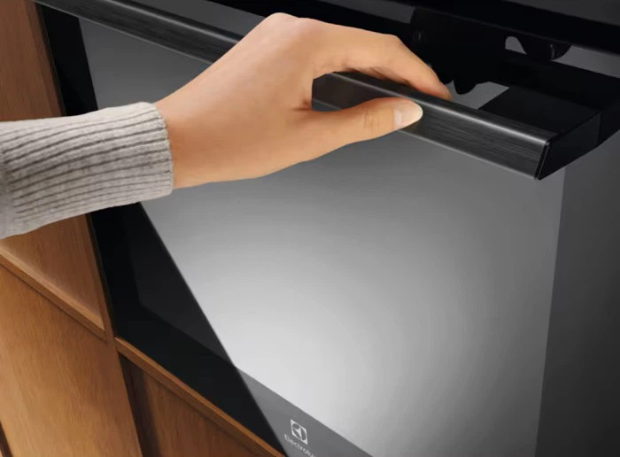 Духова шафа електрична Electrolux LOE8P38Z - зображення 4
