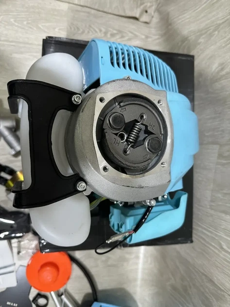 Бензокоса Krafftec BG-6500 Professional (Germany) — 6.5 кВт, 62 см³, мотокоса з ранцевим ременем і ножами - зображення 4