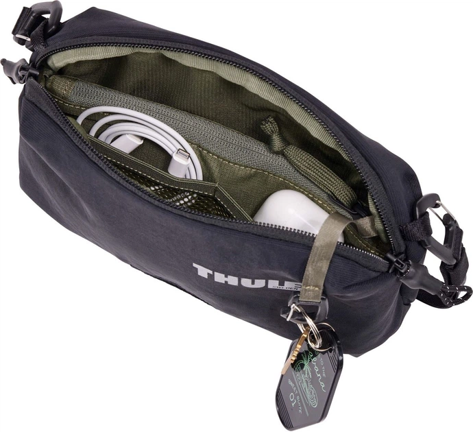 Наплечная сумка Thule Paramount Crossbody 2L (Black) 3205005 (TH 3205005) - Фото 8 Наплечная сумка Thule Paramount Crossbody 2L (Black) 3205005 (TH 3205005) - изображение 8