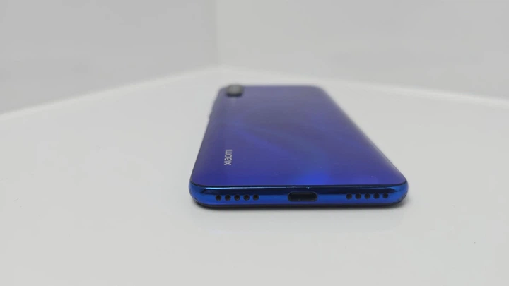 Смартфон Xiaomi Mi A3 4/64 (б/у) - зображення 11