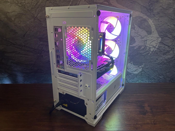 自作PC　Ryzen 3600X　RX5700XT　16GB　Windows10pro　M.2 SSD500GB　SSD480GB　850W 電源　簡易水冷　ゲーミングPC Системний блок Ryzen 5 3600/16GB DDR4/RX 5700XT 8GB/SSD 500GB
