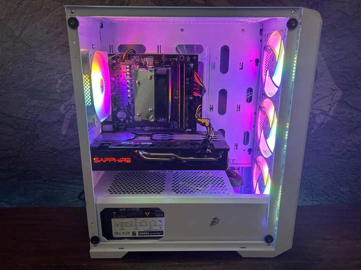 自作PC　Ryzen 3600X　RX5700XT　16GB　Windows10pro　M.2 SSD500GB　SSD480GB　850W 電源　簡易水冷　ゲーミングPC Системний блок Ryzen 5 3600/16GB DDR4/RX 5700XT 8GB/SSD 500GB