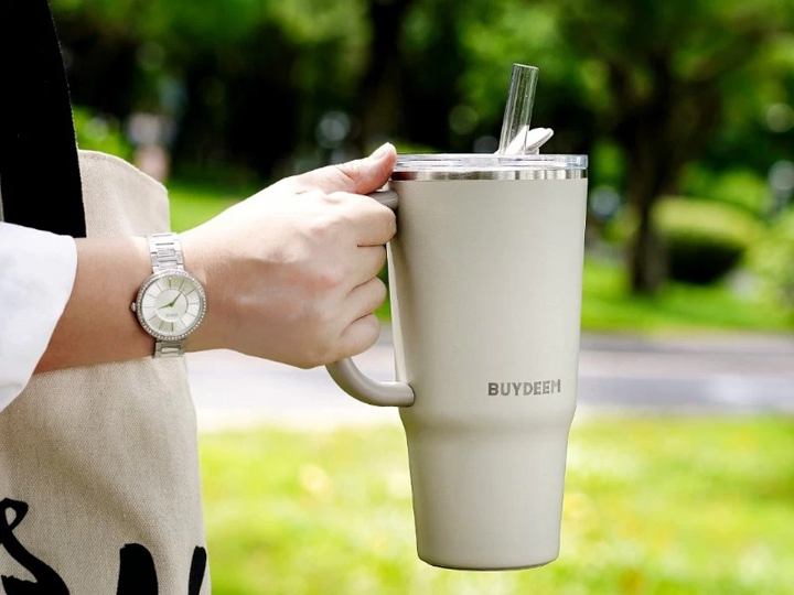 Kubek termiczny Buydeem ze słomką Oat White 700 ml (6950386617443) - obraz 3