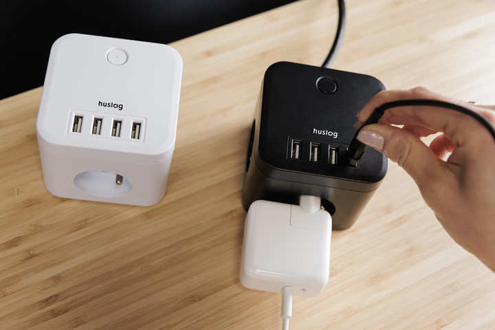 Przedłużacz Huslog EMX-190224 extension cord with 3 sockets 1.5 m White (BIE002976) - obraz 6