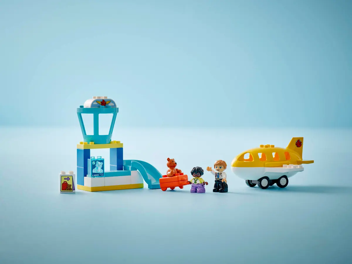 Конструктор LEGO Duplo Первый раз в аэропорту 23 элемента (10443) - изображение 5