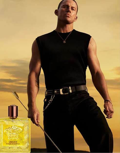 Набір для чоловіків Versace Eros Energy Парфумована вода 100 мл + Гель для душу 150 мл + Мініатюрна Парфумована вода 5 мл (8011003900060) - зображення 2