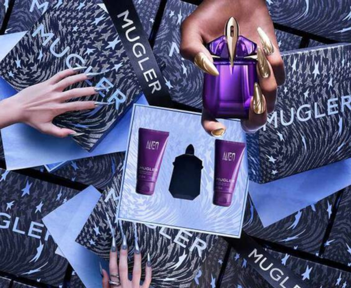 Набір для жінок Mugler Alien Парфумована вода 30 мл + Гель для душу 50 мл + Лосьйон для тіла 50 мл (3614274330151) - зображення 4