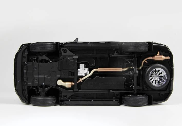 Модель автомобиля Toyota Land Cruiser LC300 ZX 2024 Black by LCD