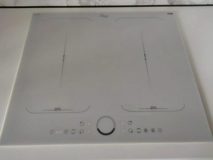 Індукційна варильна поверхня Luxor RI 622 White Eurokerar R + нова технологія квадратних конфорок, білий - зображення 8