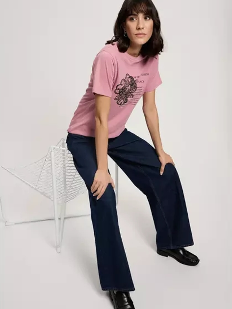 T-shirt damski bawełniany z nadrukiem Cross Jeans 56153-301 XS Różowy (8697319731057) - obraz 4